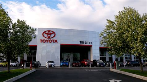 Toyota of Tri Cities .